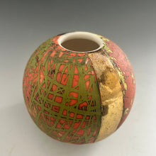 Load image into Gallery viewer, Small Vessel No 60
