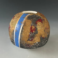 Load image into Gallery viewer, Small Vessel No 43
