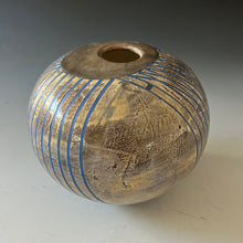 Load image into Gallery viewer, Vessel No 8
