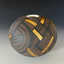 Load image into Gallery viewer, Round Vessel No 6
