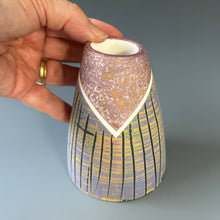 Load image into Gallery viewer, Sculptural Vessel No 7
