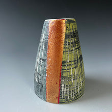 Load image into Gallery viewer, Sculptural Vessel No 8
