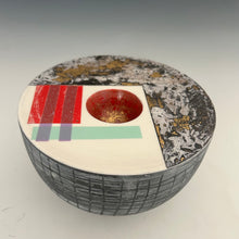 Load image into Gallery viewer, Flat Top Sculpture No 18

