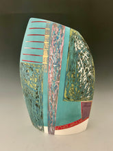 Load image into Gallery viewer, Sculptural Vase No 11
