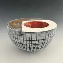 Load image into Gallery viewer, Flat Top Sculpture No 19
