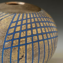Load image into Gallery viewer, Vessel No 8
