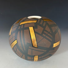 Load image into Gallery viewer, Round Vessel No 6
