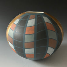 Load image into Gallery viewer, Round Vessel 2021
