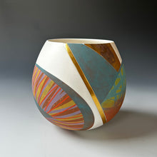 Load image into Gallery viewer, Vessel No 4
