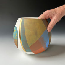 Load image into Gallery viewer, Vessel No 4
