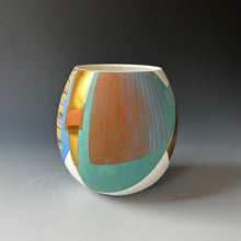 Load image into Gallery viewer, Small Vessel No 7
