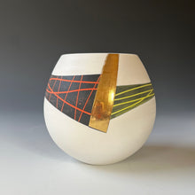 Load image into Gallery viewer, Small Vessel No 16

